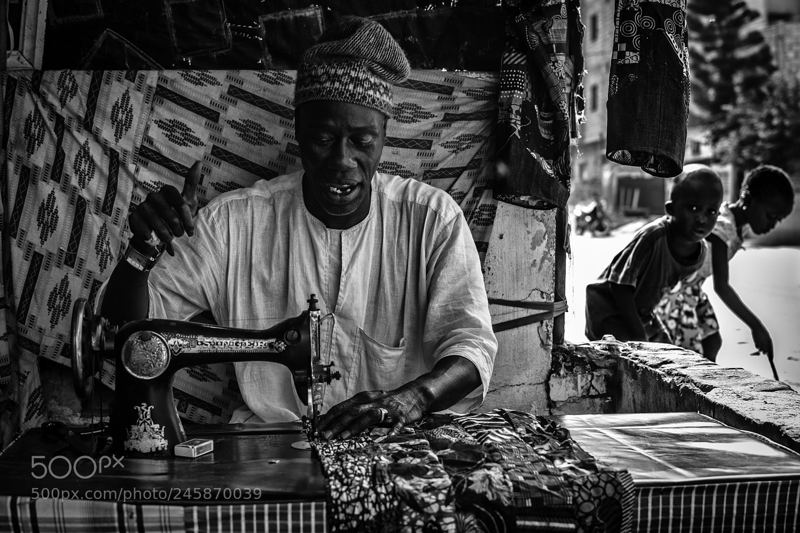 Nikon D7100 sample photo. Mustapha ,tailleur de rue photography