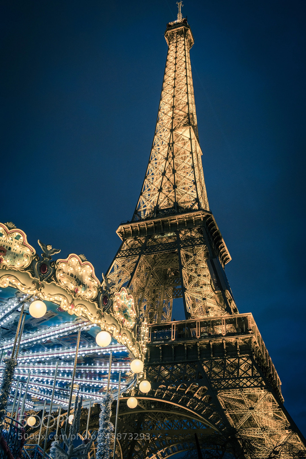 Sony a7 II sample photo. Carousel photography