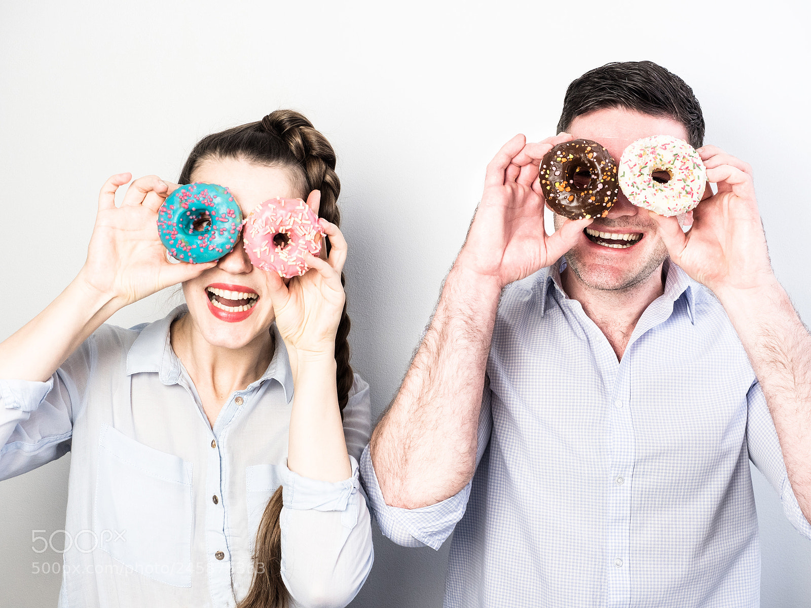 Olympus OM-D E-M5 II sample photo. Funny couple with colorful photography