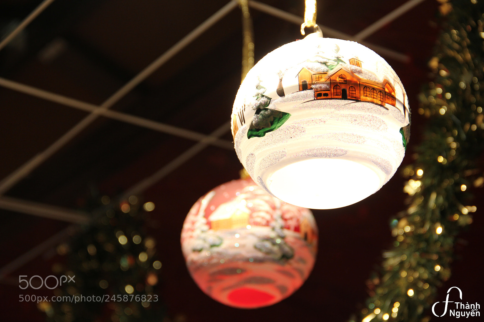 Canon EOS 550D (EOS Rebel T2i / EOS Kiss X4) sample photo. Basically christmassy photography