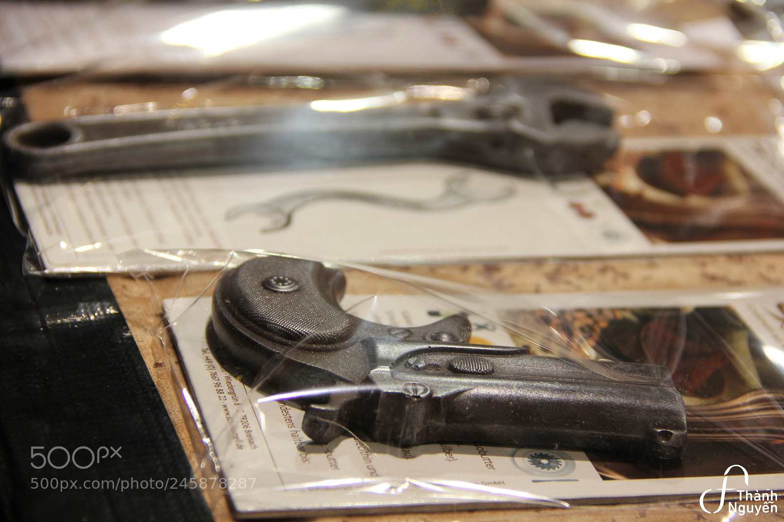 Canon EOS 550D (EOS Rebel T2i / EOS Kiss X4) sample photo. Chocolate worktools photography
