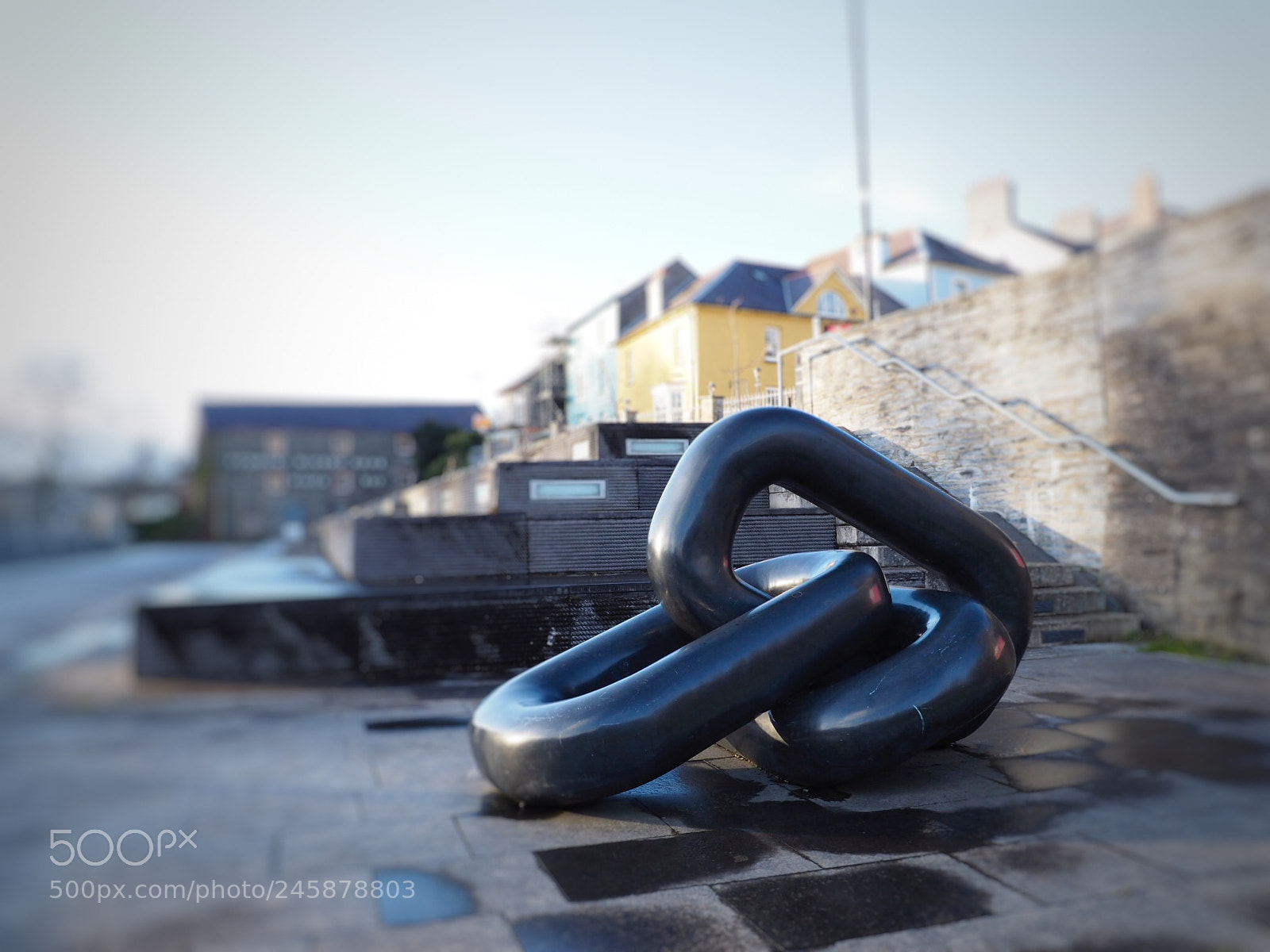 Olympus OM-D E-M10 II sample photo. Chain links photography
