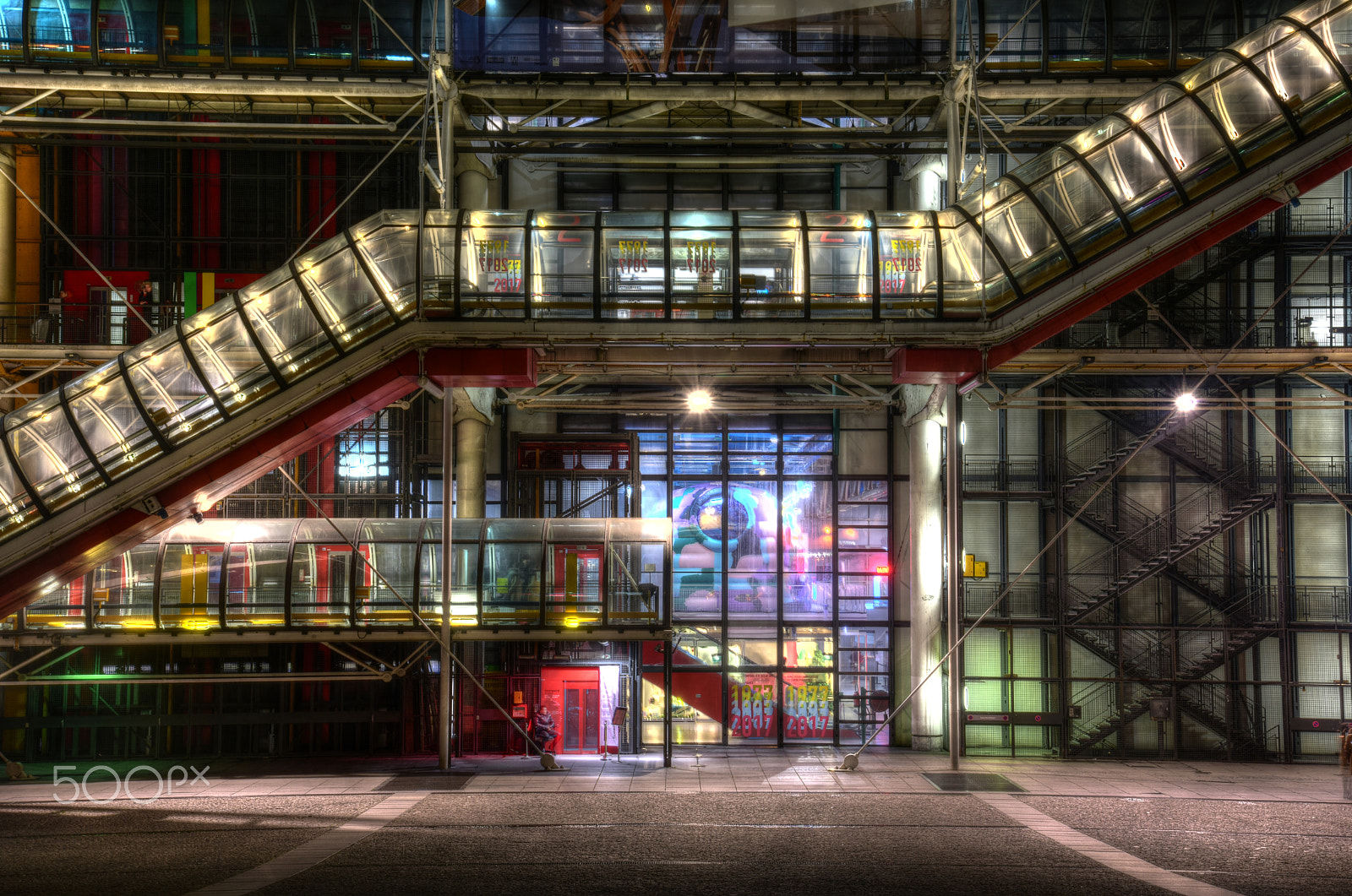 Nikon AF-S Nikkor 24-120mm F4G ED VR sample photo. Centre pompidou paris photography