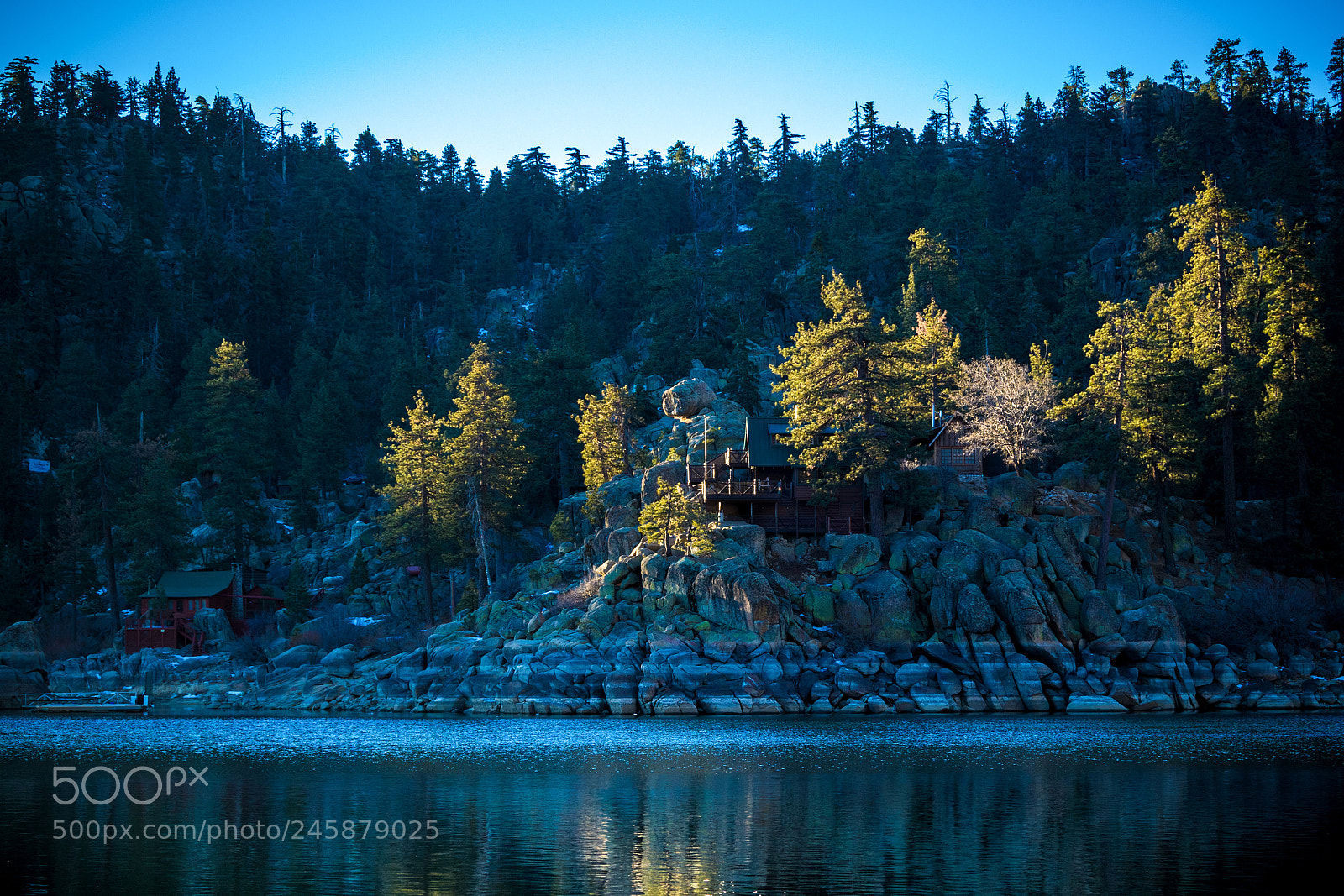 Canon EOS 77D (EOS 9000D / EOS 770D) sample photo. Cabin in the woods photography