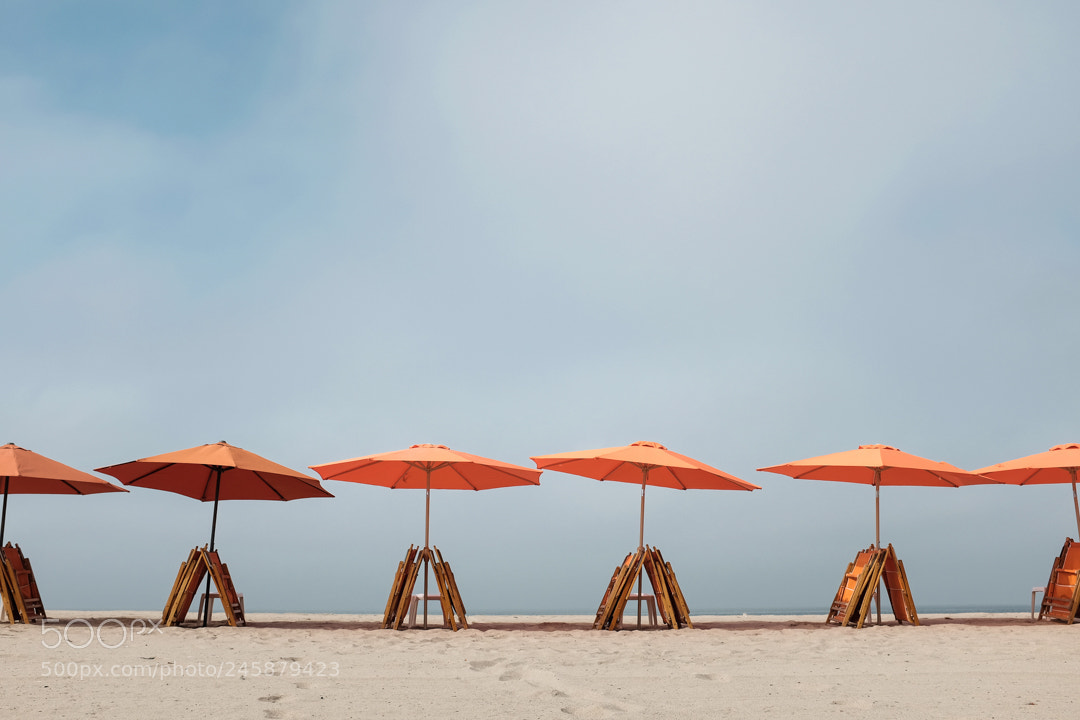 Fujifilm X100T sample photo. Beach umbrellas photography