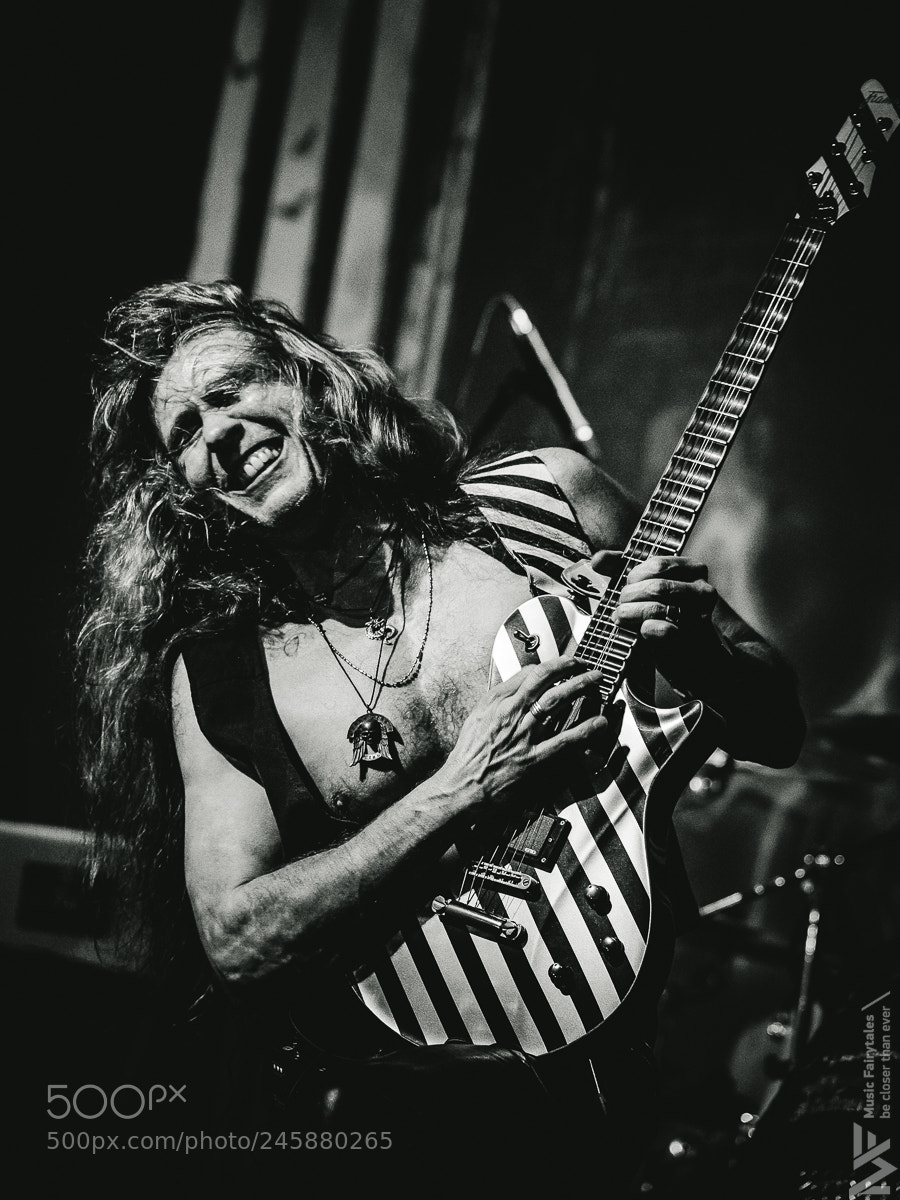 Olympus OM-D E-M1 sample photo. Axel ritt (grave digger) photography