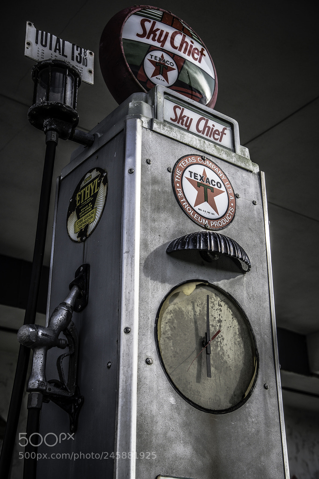 Nikon D850 sample photo. Old gas pump photography