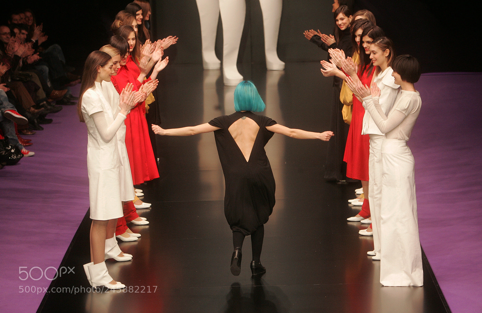 Canon EOS-1D Mark II sample photo. Moda photography