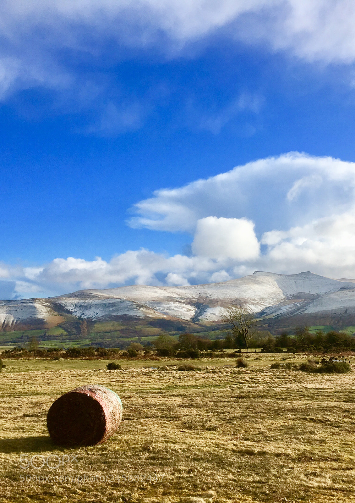 Apple iPhone SE sample photo. Snow mountain under the photography