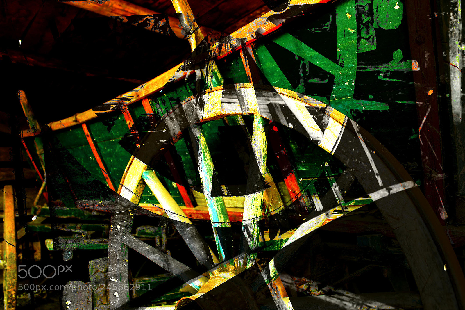 Canon EOS 1100D (EOS Rebel T3 / EOS Kiss X50) sample photo. Colagem abstract carruagem photography