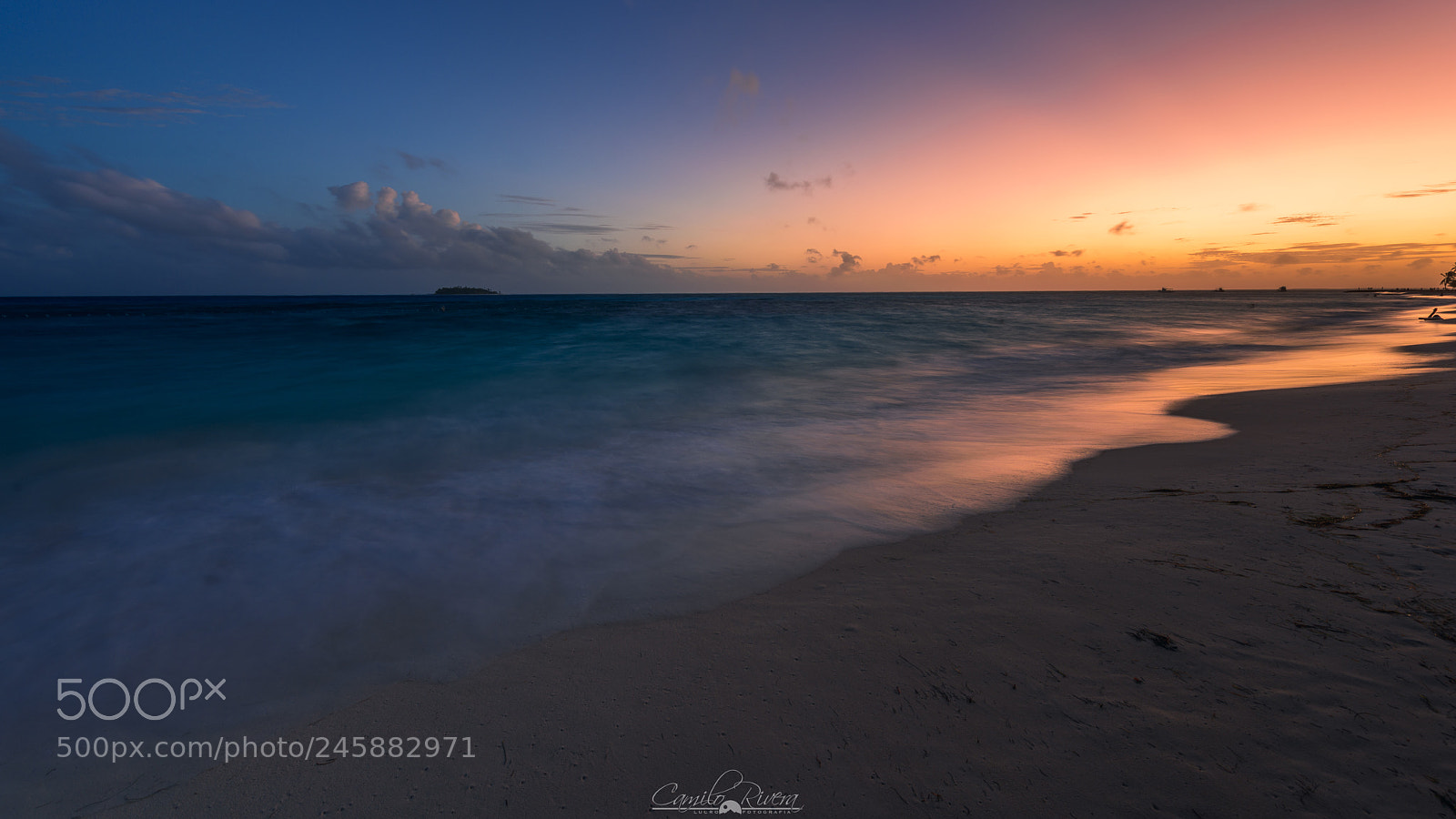 Nikon D810 sample photo. Sunrise on the beach photography
