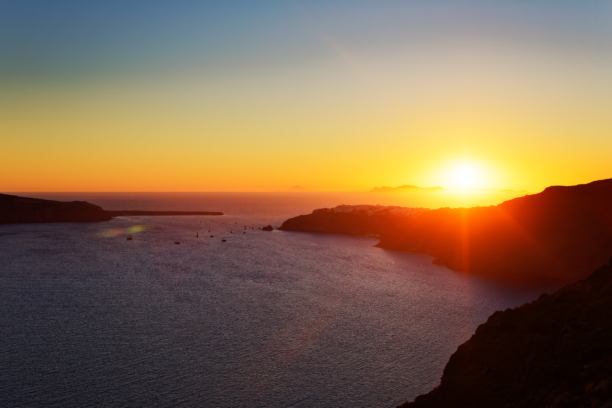 Canon EF 50mm F1.2L USM sample photo. Sunset over oia, santorini photography