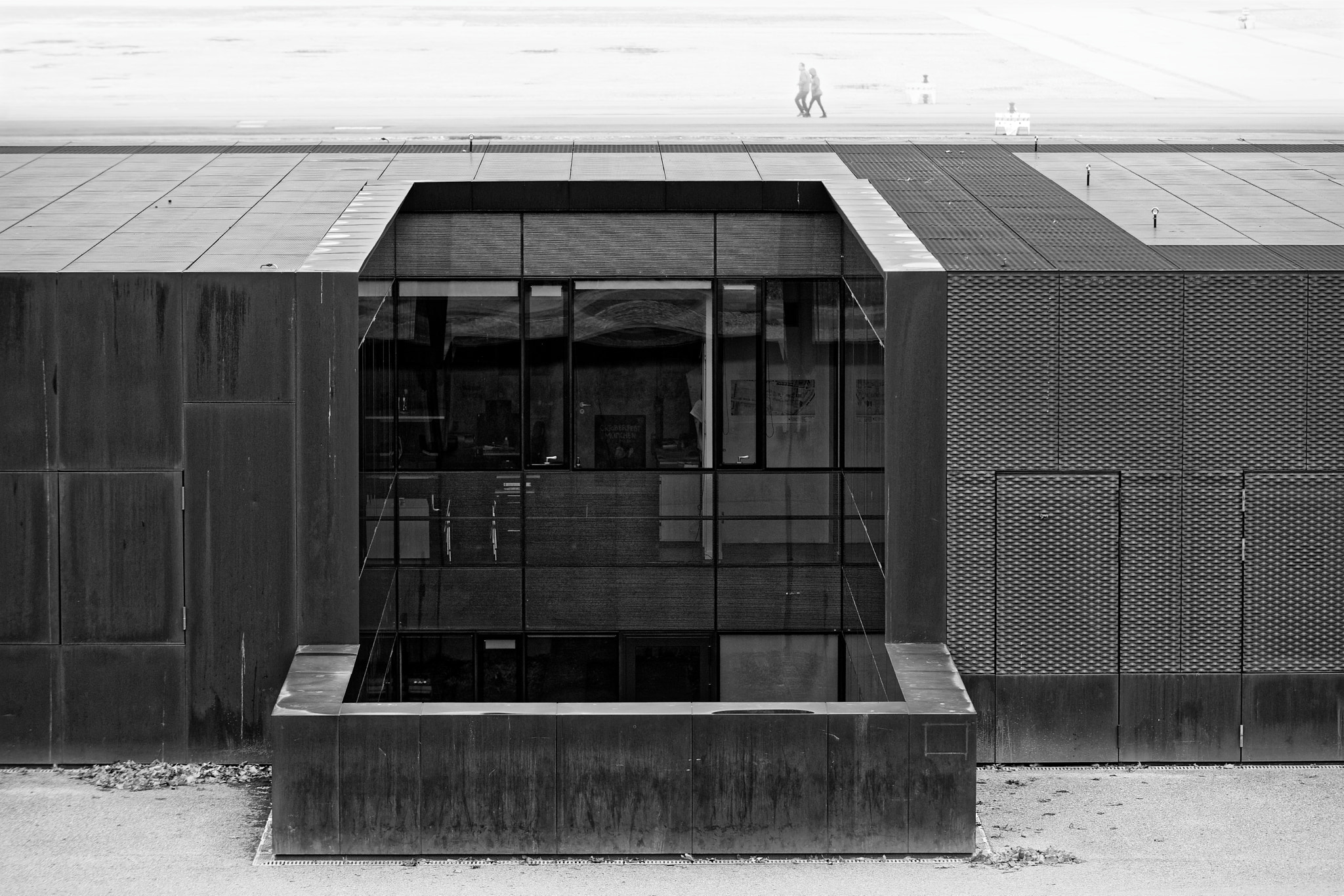 Sony a7 II + Canon EF 80-200mm f/2.8L sample photo. Administrative building photography