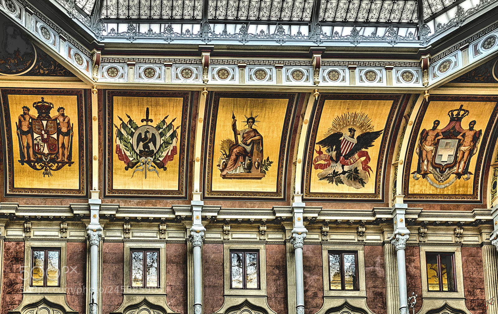 Sony SLT-A77 sample photo. Five windows photography
