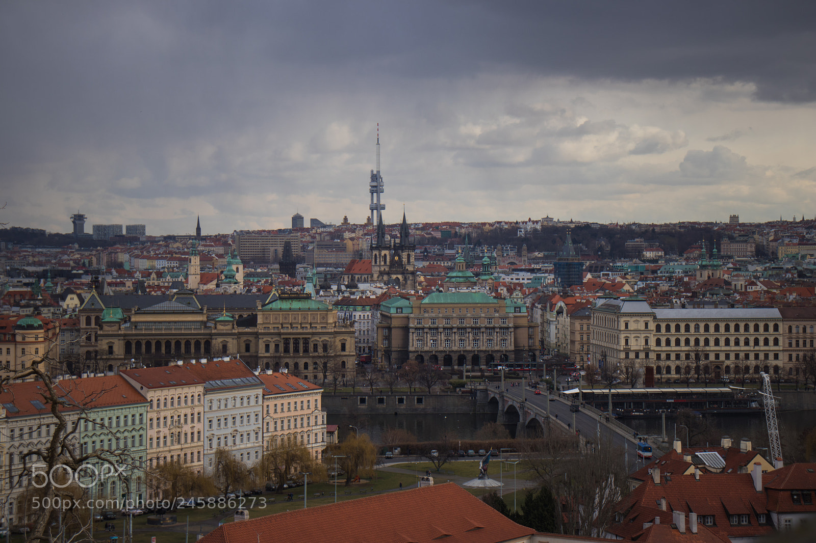 Canon EOS 200D (EOS Rebel SL2 / EOS Kiss X9) sample photo. Prague overview photography
