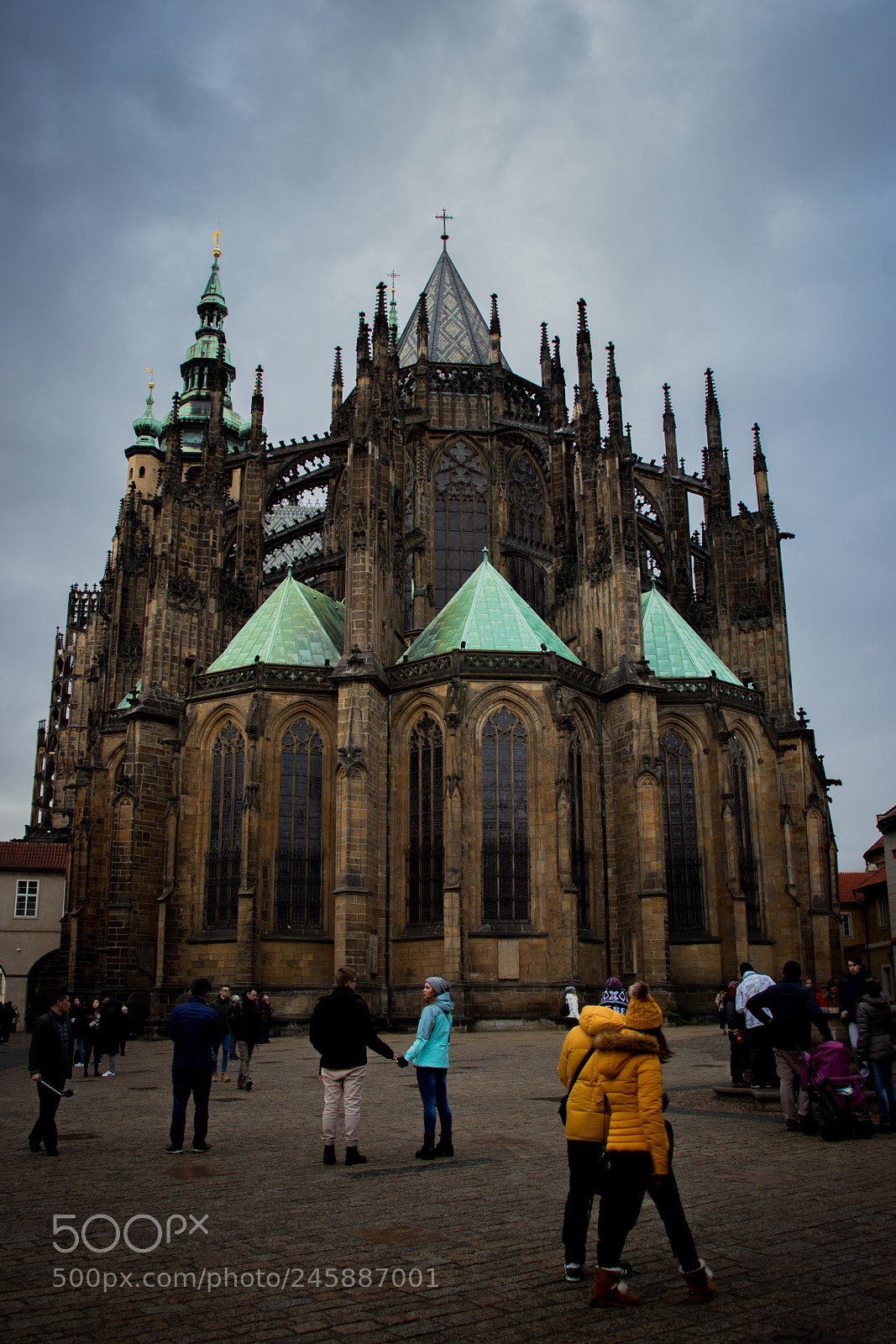 Canon EOS 200D (EOS Rebel SL2 / EOS Kiss X9) sample photo. St. vitus cathedral from photography