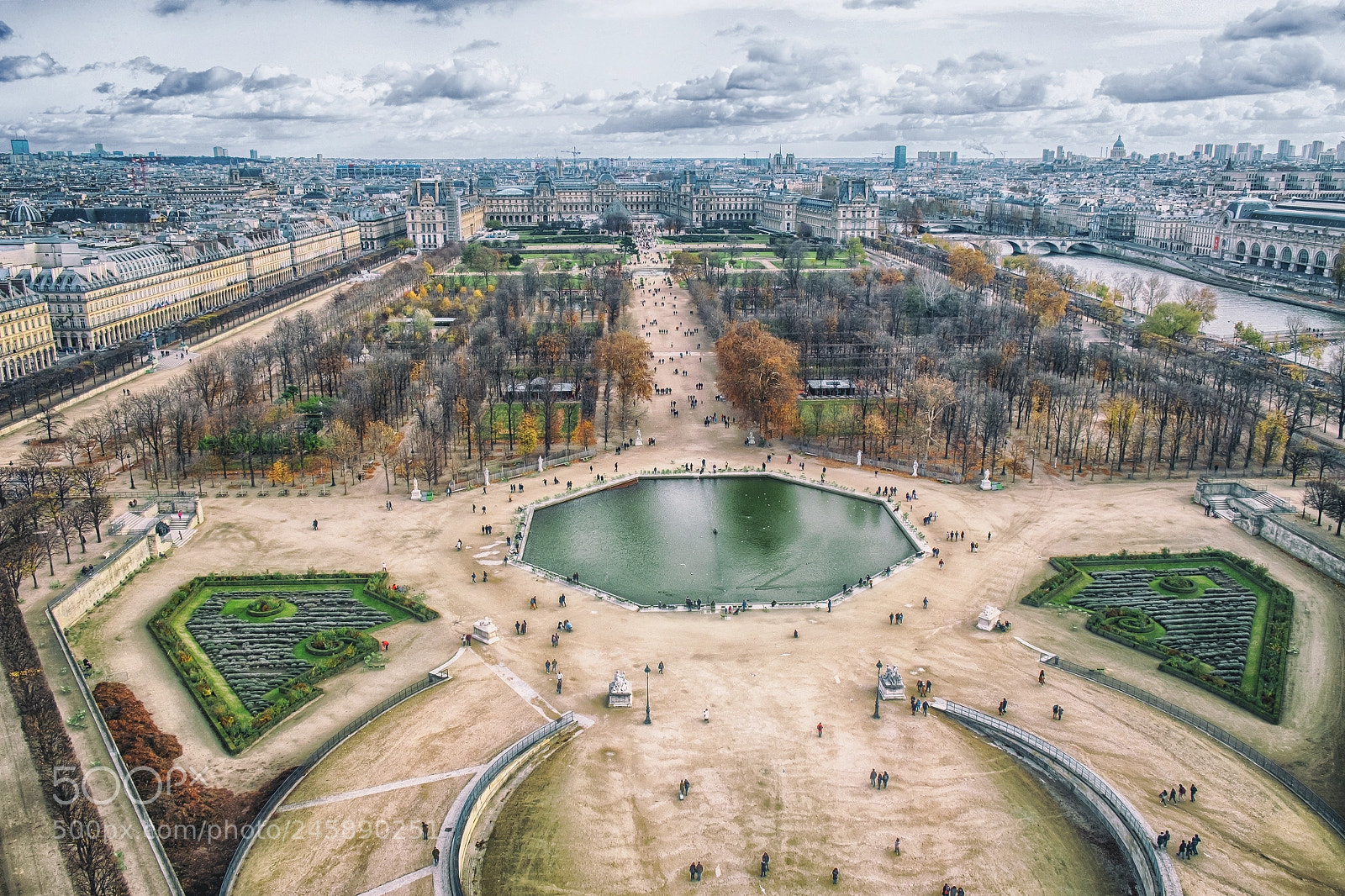 Fujifilm X-M1 sample photo. Jardin des tuileries photography