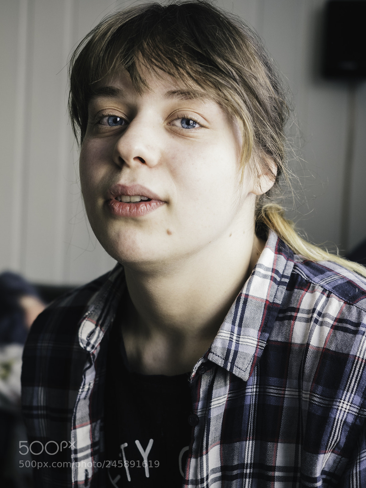 Olympus OM-D E-M5 II sample photo. Sad , morning portrait ... photography
