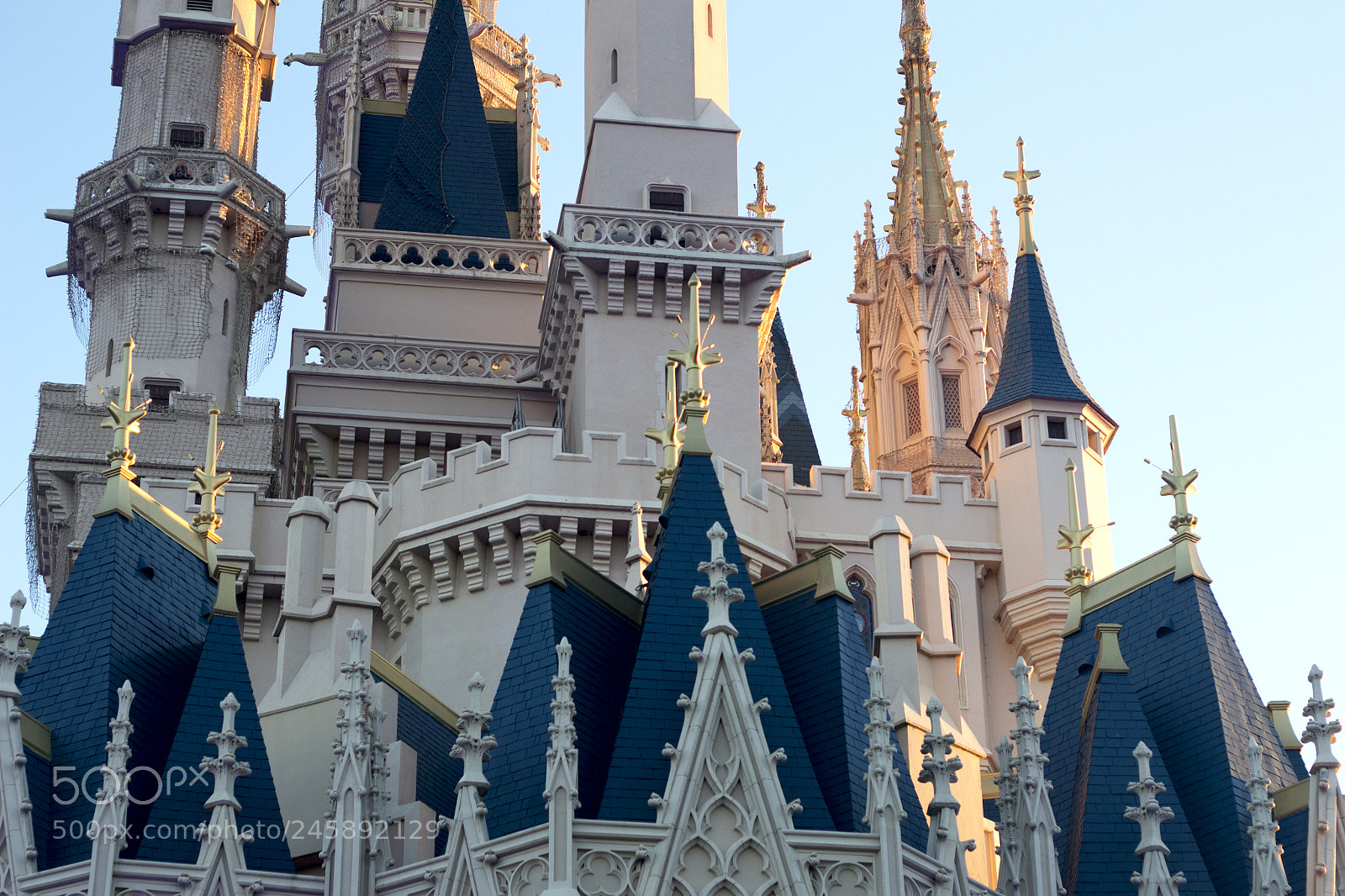 Canon EOS 100D (EOS Rebel SL1 / EOS Kiss X7) sample photo. Cinderella's castle photography
