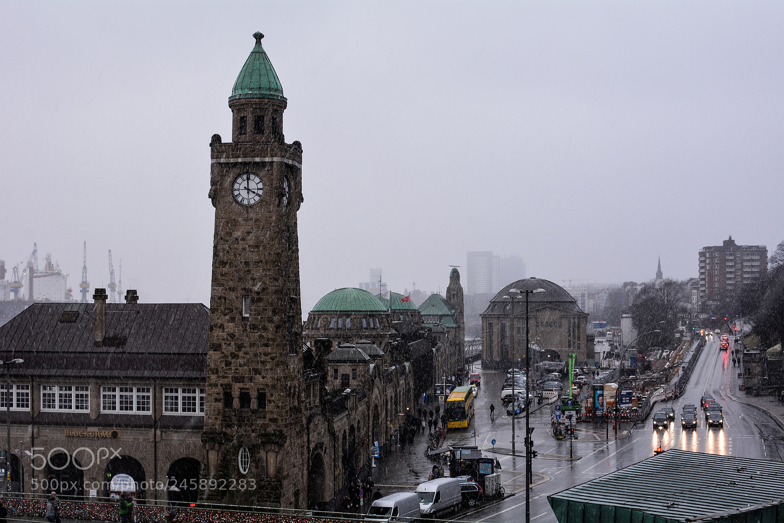 Nikon D5200 sample photo. Snowing photography
