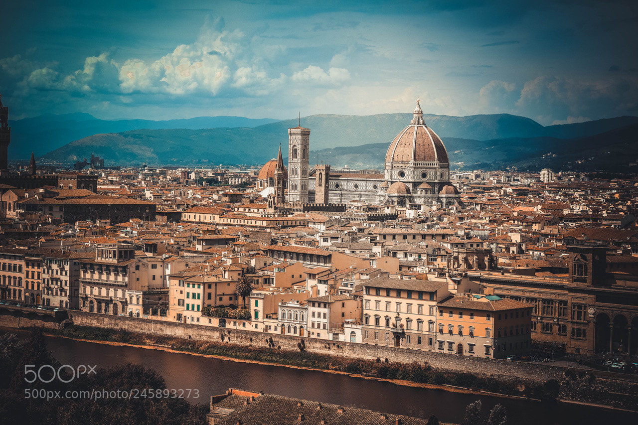Samsung NX2000 sample photo. Italy.. photography