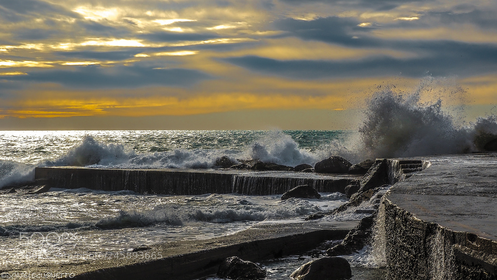 Olympus OM-D E-M10 III sample photo. Camogli photography