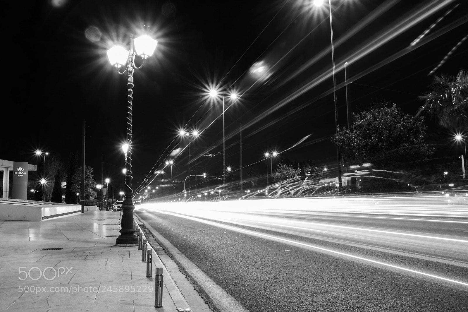 Canon EOS 750D (EOS Rebel T6i / EOS Kiss X8i) sample photo. The rush hour photography