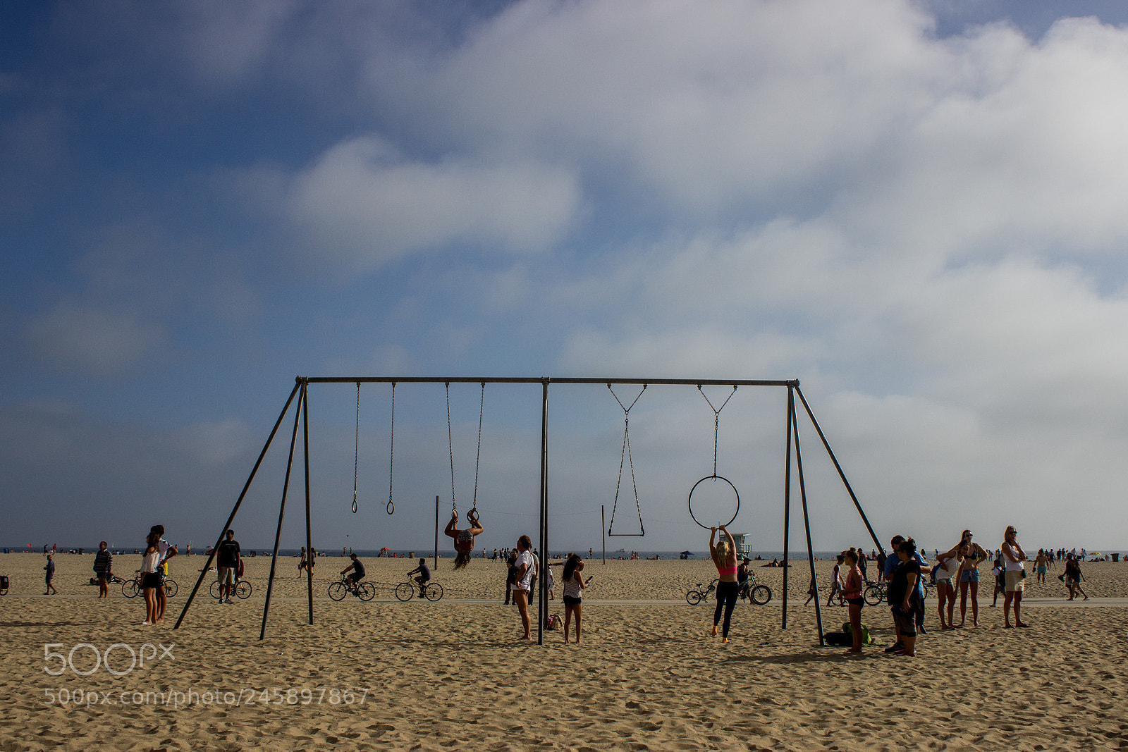 Canon EOS 600D (Rebel EOS T3i / EOS Kiss X5) sample photo. Enjoying santa monica photography