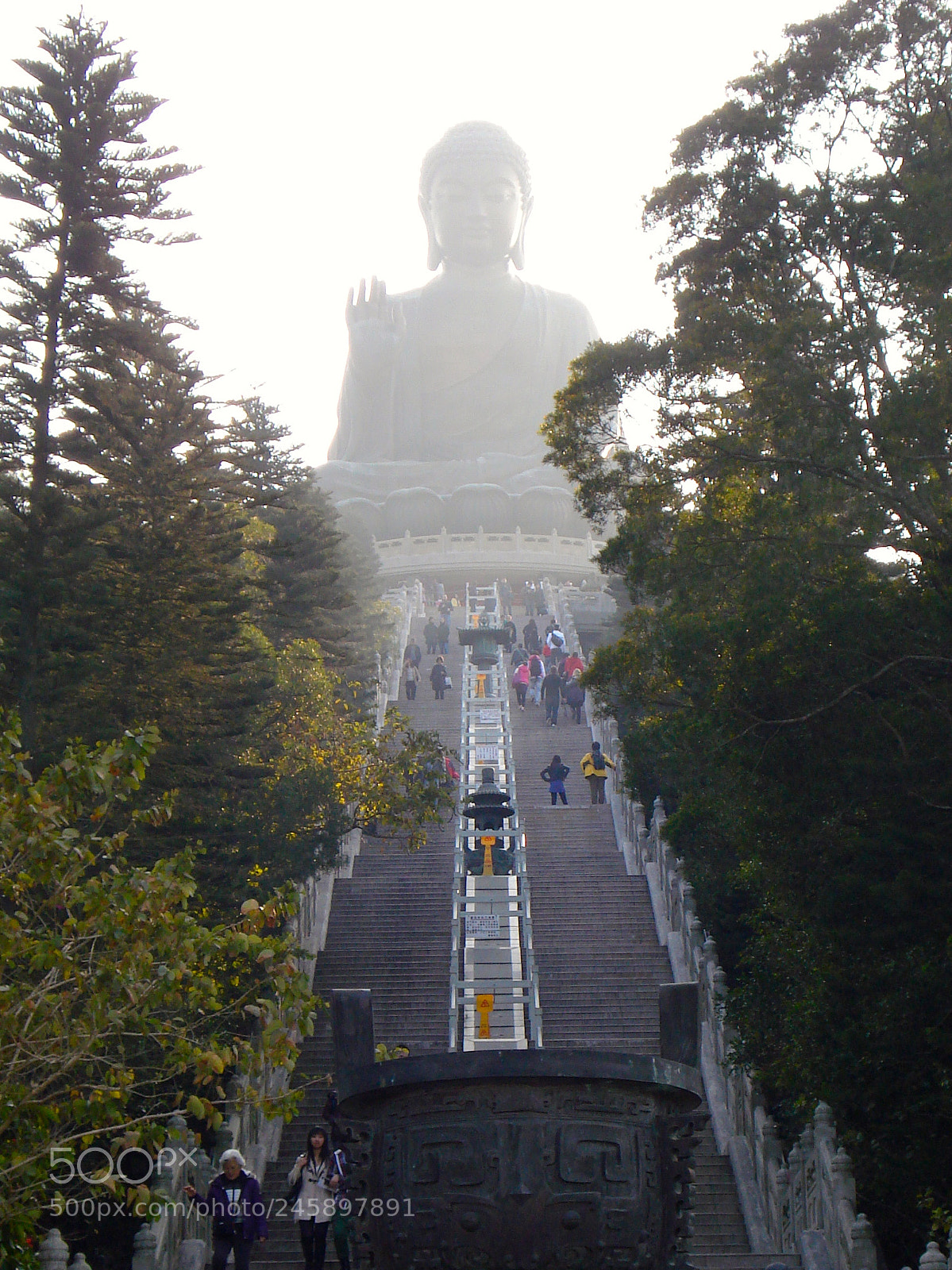 Sony DSC-W55 sample photo. Tian tan buddha photography