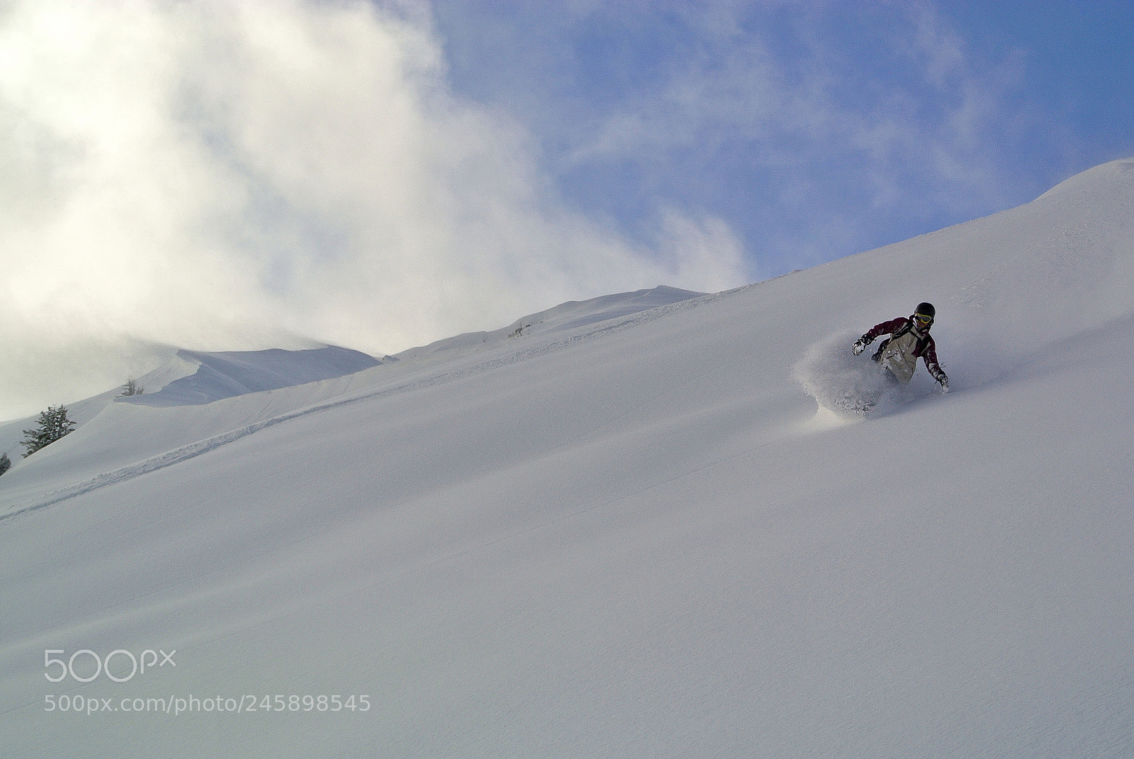 Nikon 1 J1 sample photo. Fluffy powder turns photography