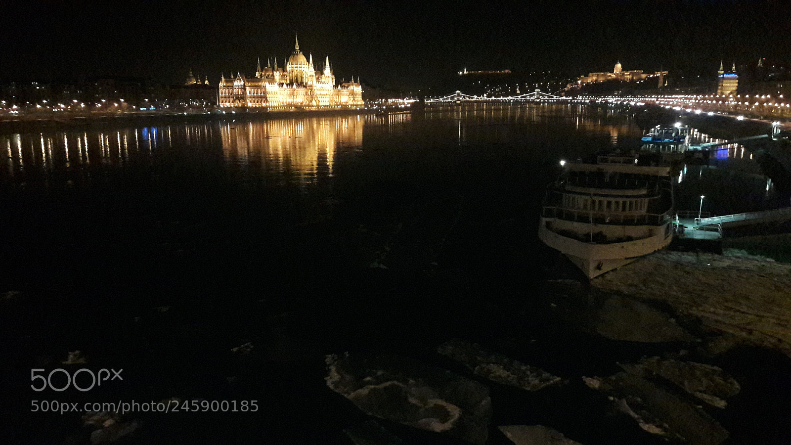 Samsung Galaxy A5(2016) sample photo. Budapest night photography