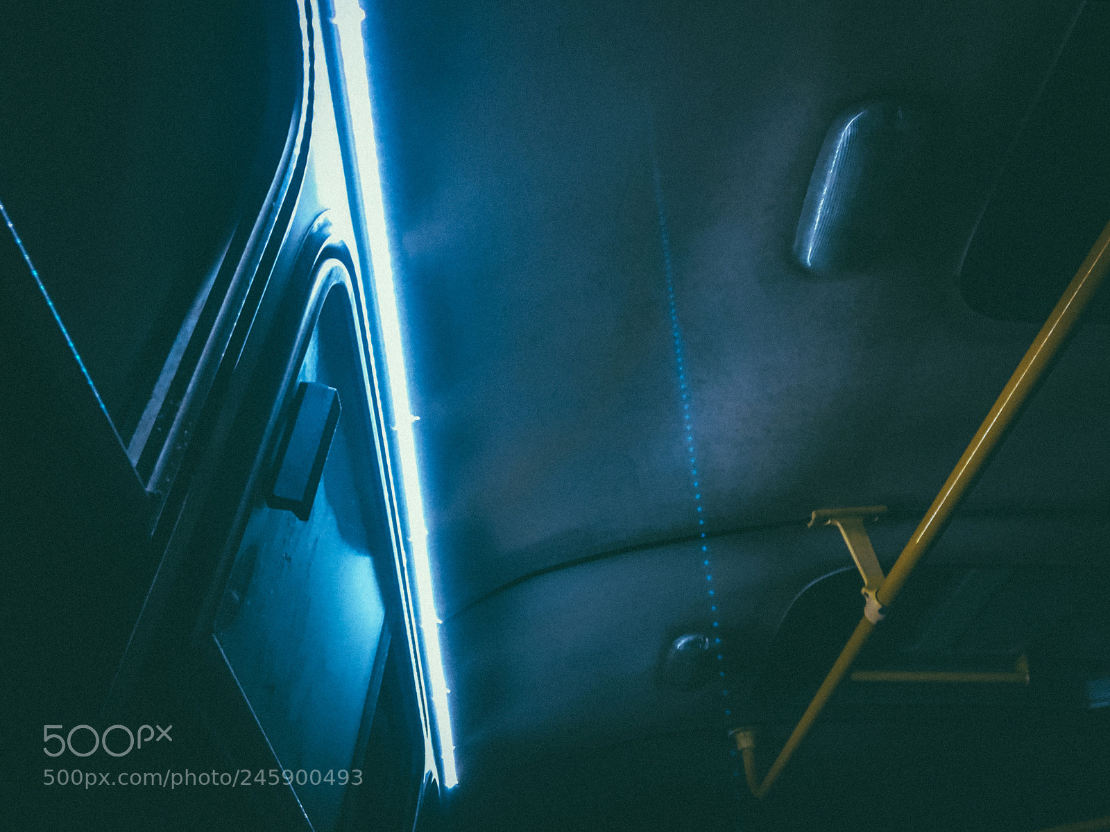 Apple iPhone 6s sample photo. Bus photography