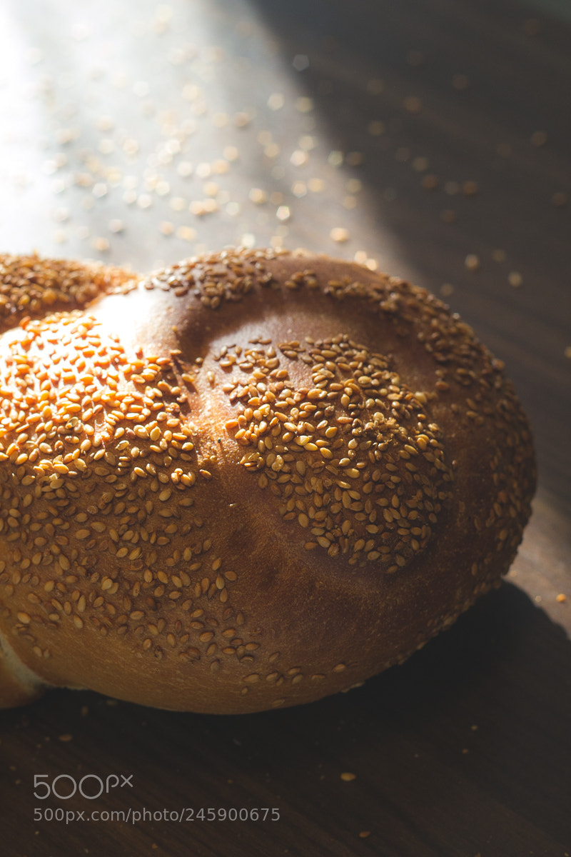 Canon EOS 60D sample photo. Warm bread photography