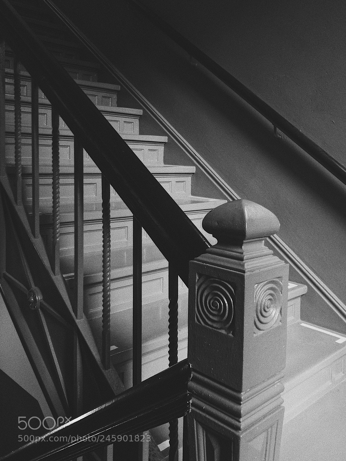 Apple iPhone X sample photo. Staircase photography