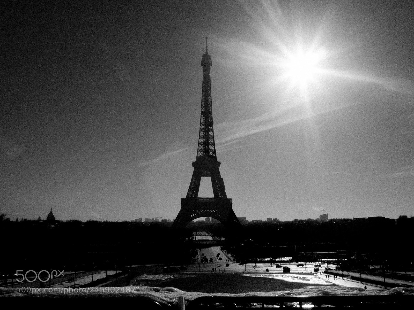 Olympus PEN E-P1 sample photo. Paint it black photography
