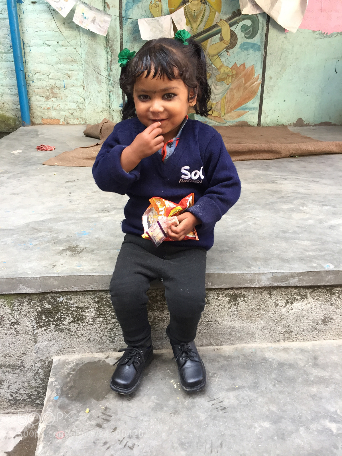 Apple iPhone 6 sample photo. Small girl in skmschool photography