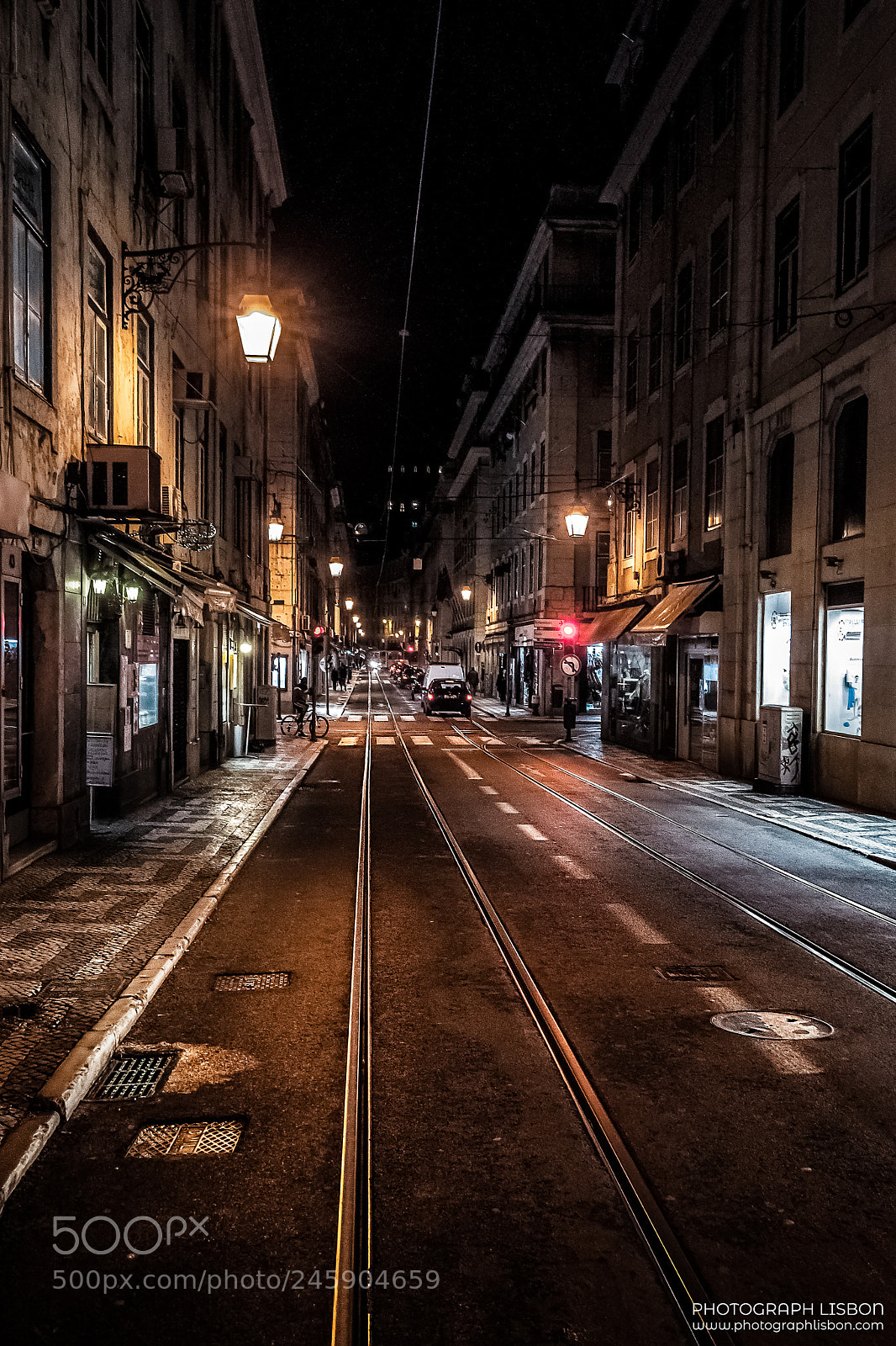 Nikon D5000 sample photo. Easy going city night photography