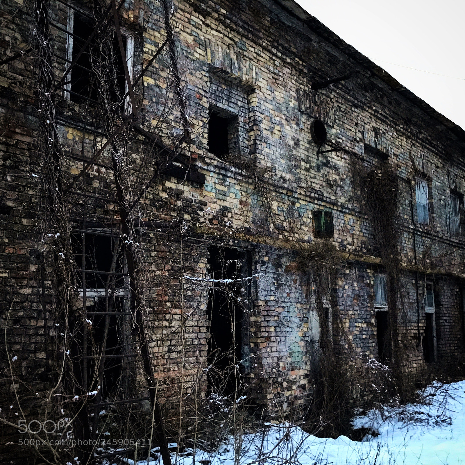 Apple iPhone 7 Plus sample photo. Post soviet syndrome photography