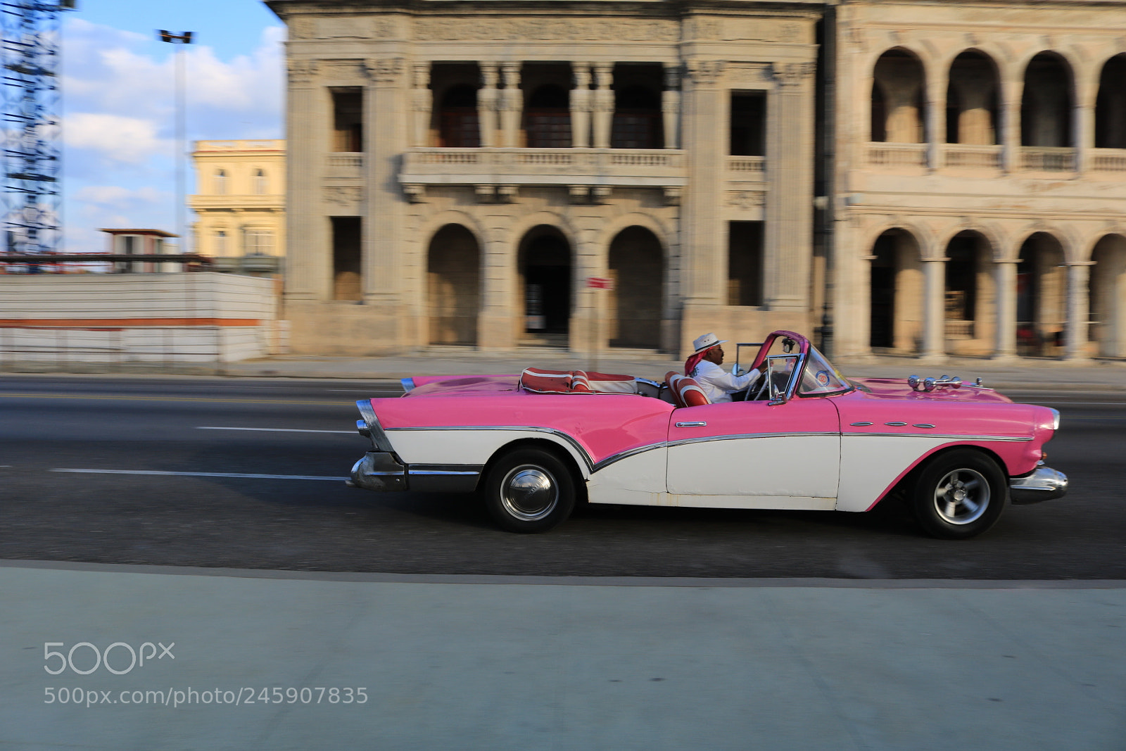 Canon EOS 750D (EOS Rebel T6i / EOS Kiss X8i) sample photo. Coche cubano photography