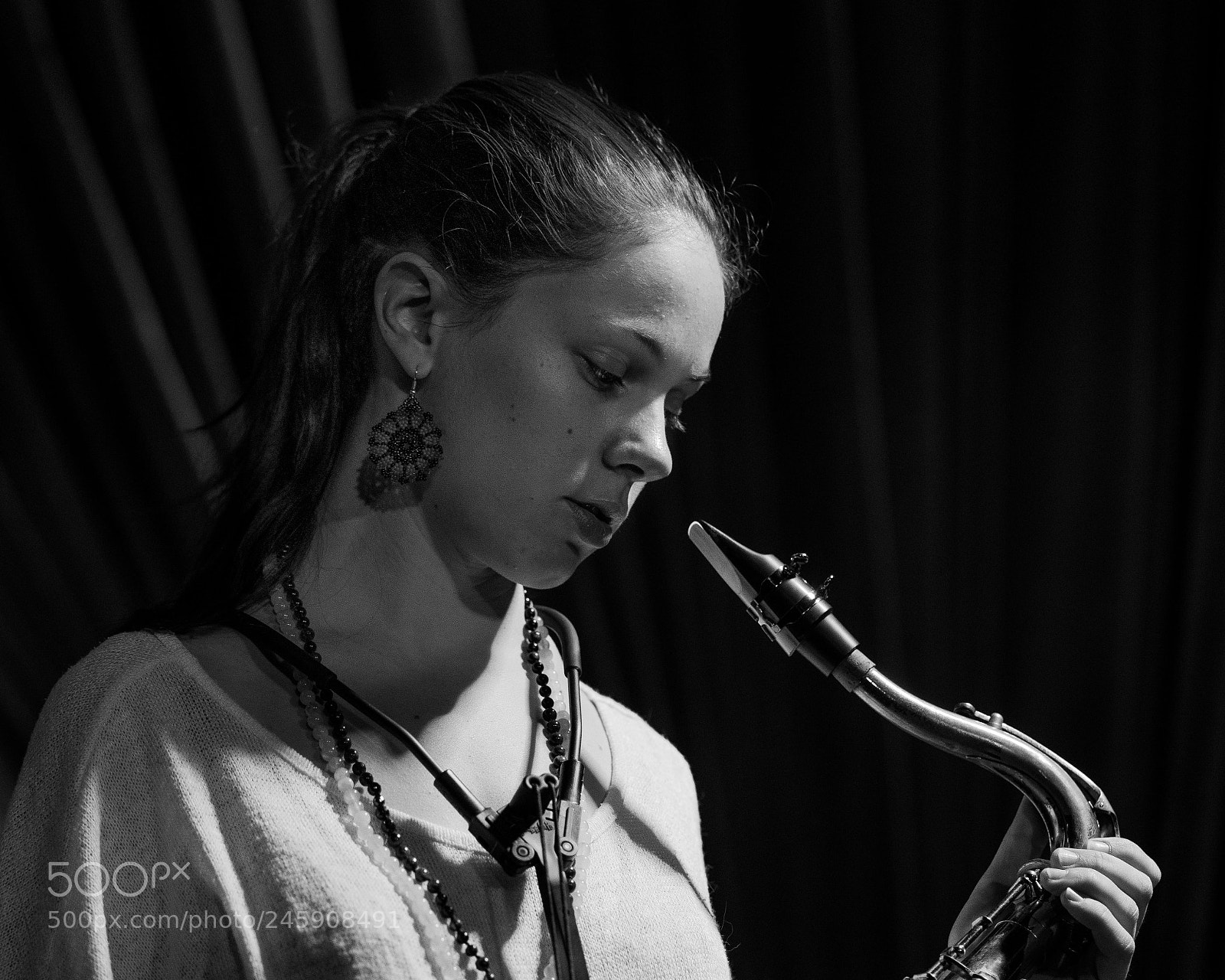 Sony a7R II sample photo. Young musician at blue photography
