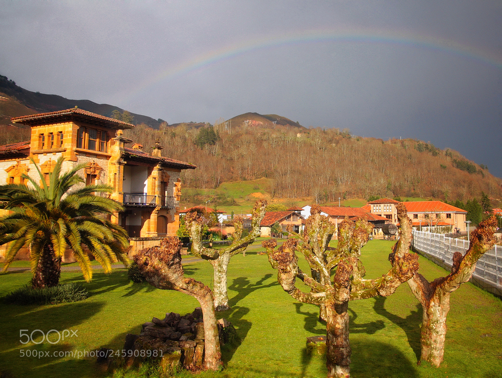 Canon EOS 450D (EOS Rebel XSi / EOS Kiss X2) sample photo. Asturias rainbow photography