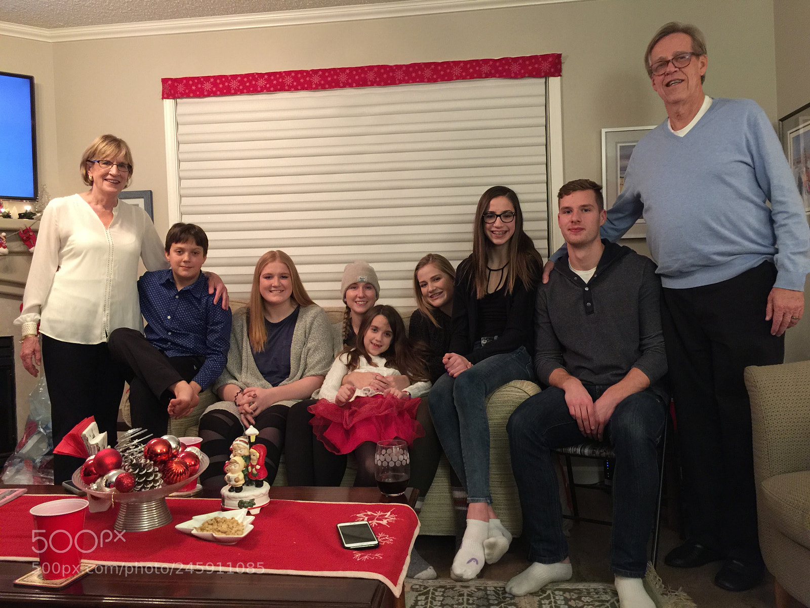 Apple iPhone 6 Plus sample photo. Christmas grandchildren photography