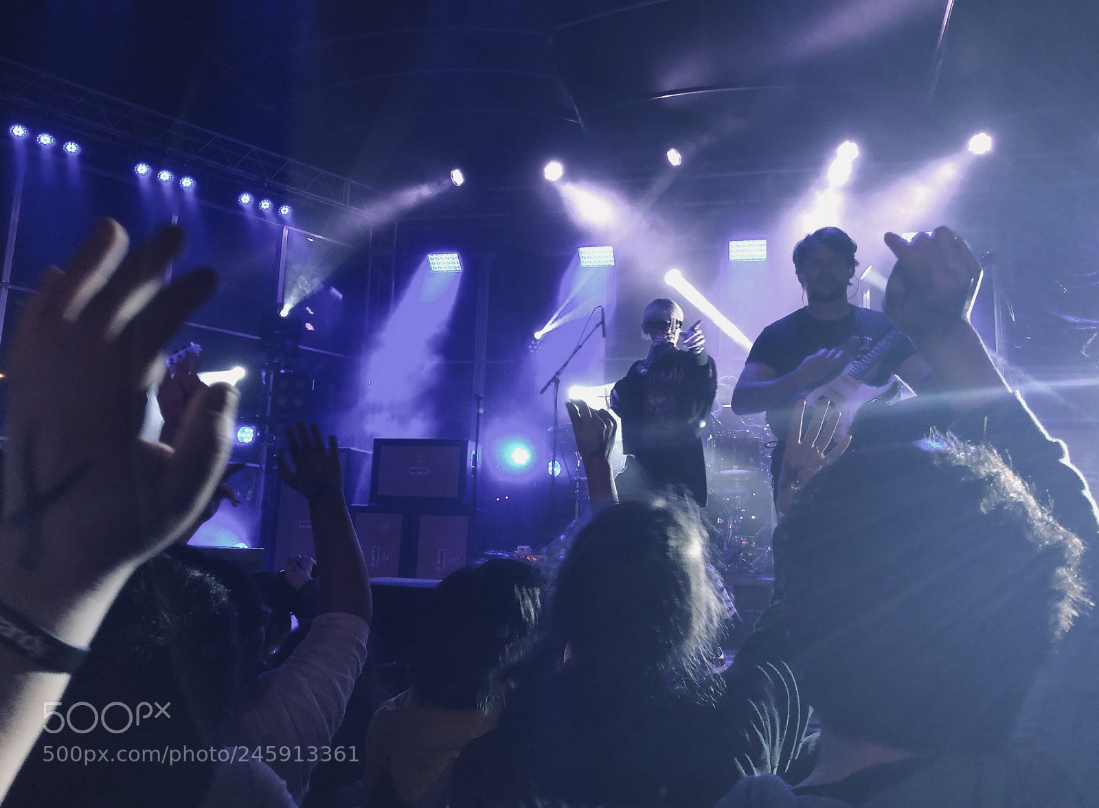 Apple iPhone X sample photo. Tonight alive! concert photography