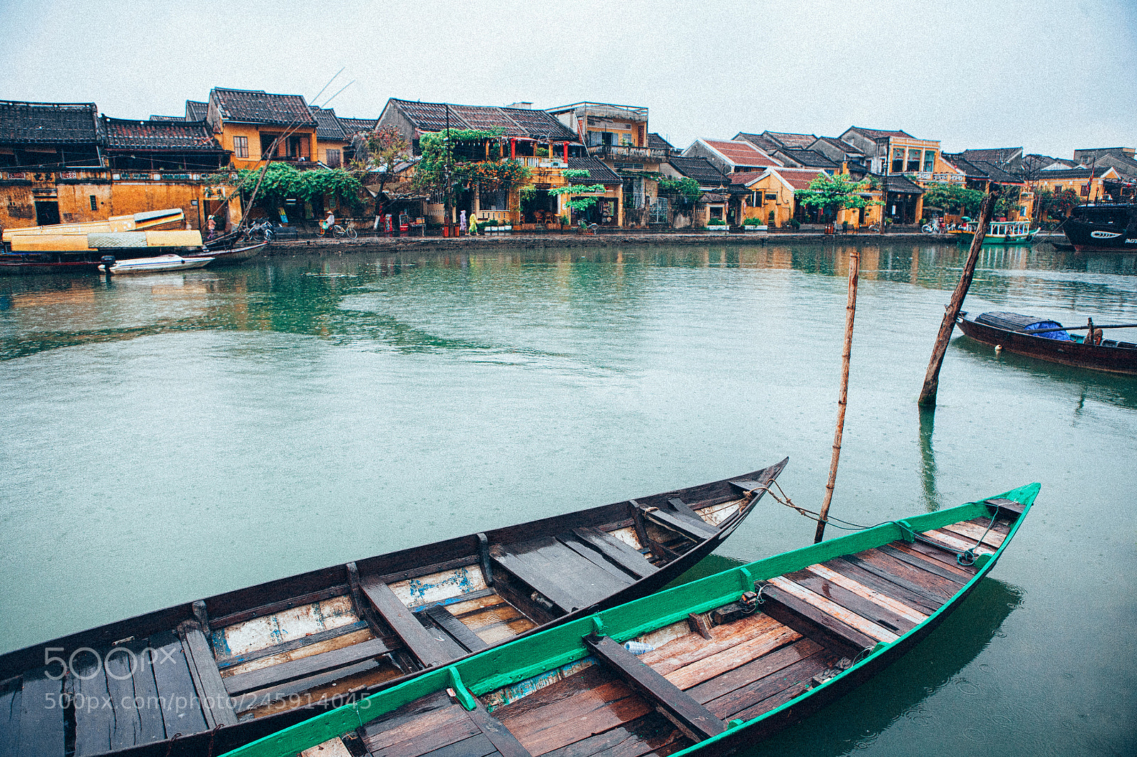 Canon EOS 5D sample photo. Rainy day in hoi photography