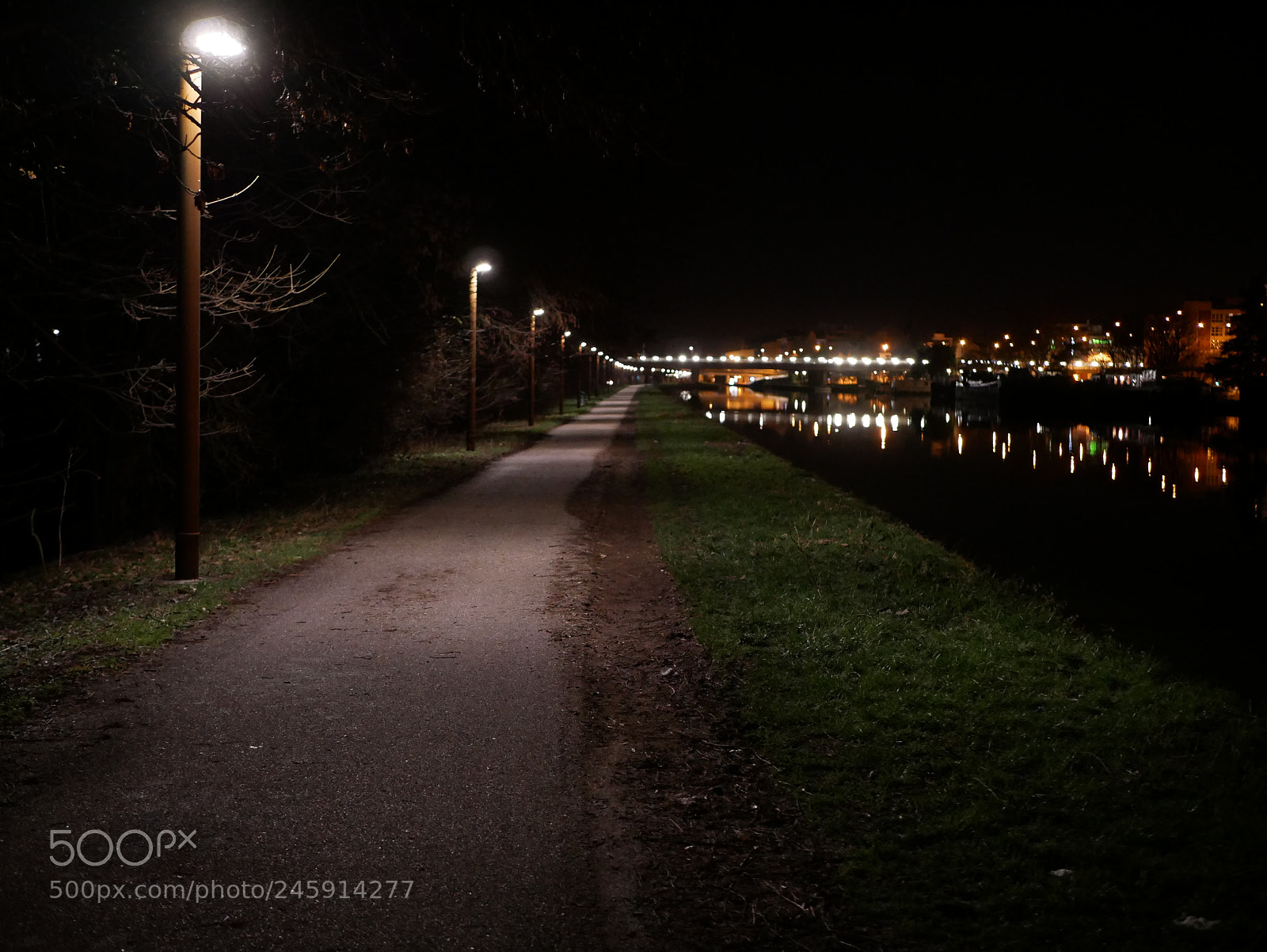 Panasonic Lumix DMC-GX85 (Lumix DMC-GX80 / Lumix DMC-GX7 Mark II) sample photo. Img photography