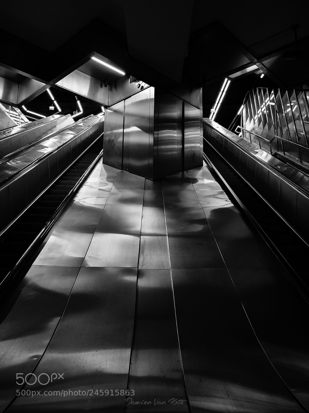 Fujifilm X10 sample photo. Untulted photography