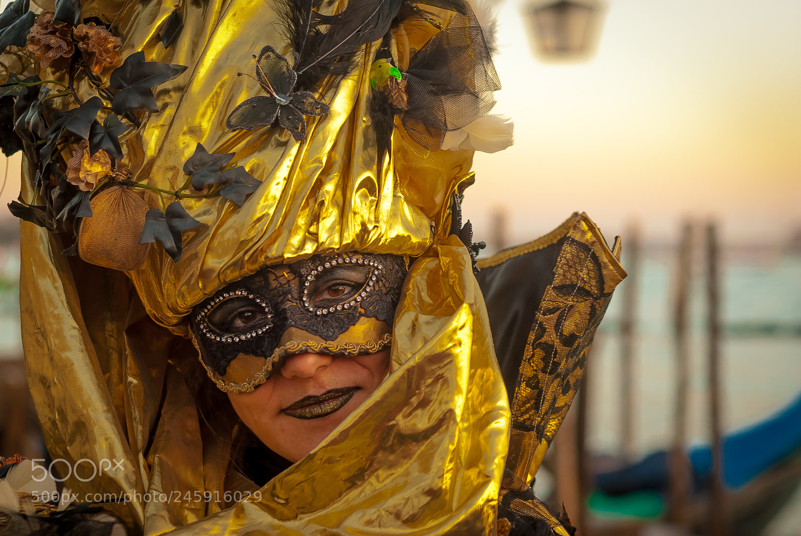 Nikon D200 sample photo. Mask photography