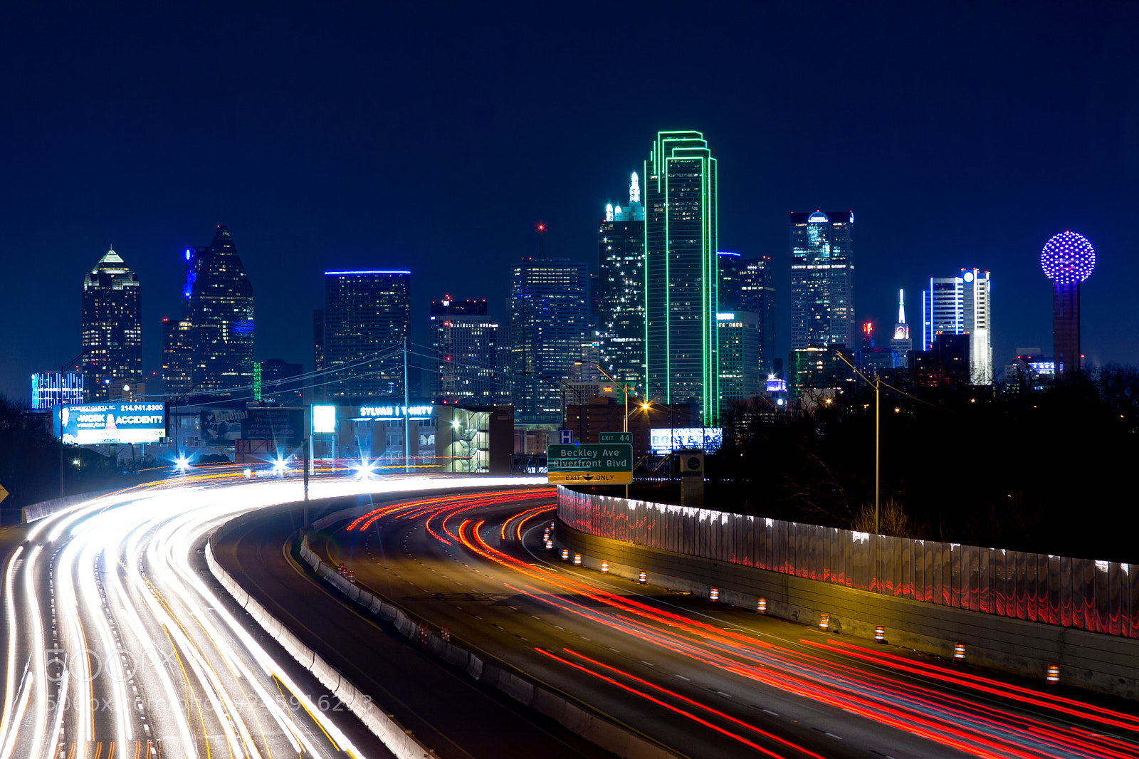 Canon EOS 650D (EOS Rebel T4i / EOS Kiss X6i) sample photo. Dallas skyline photography