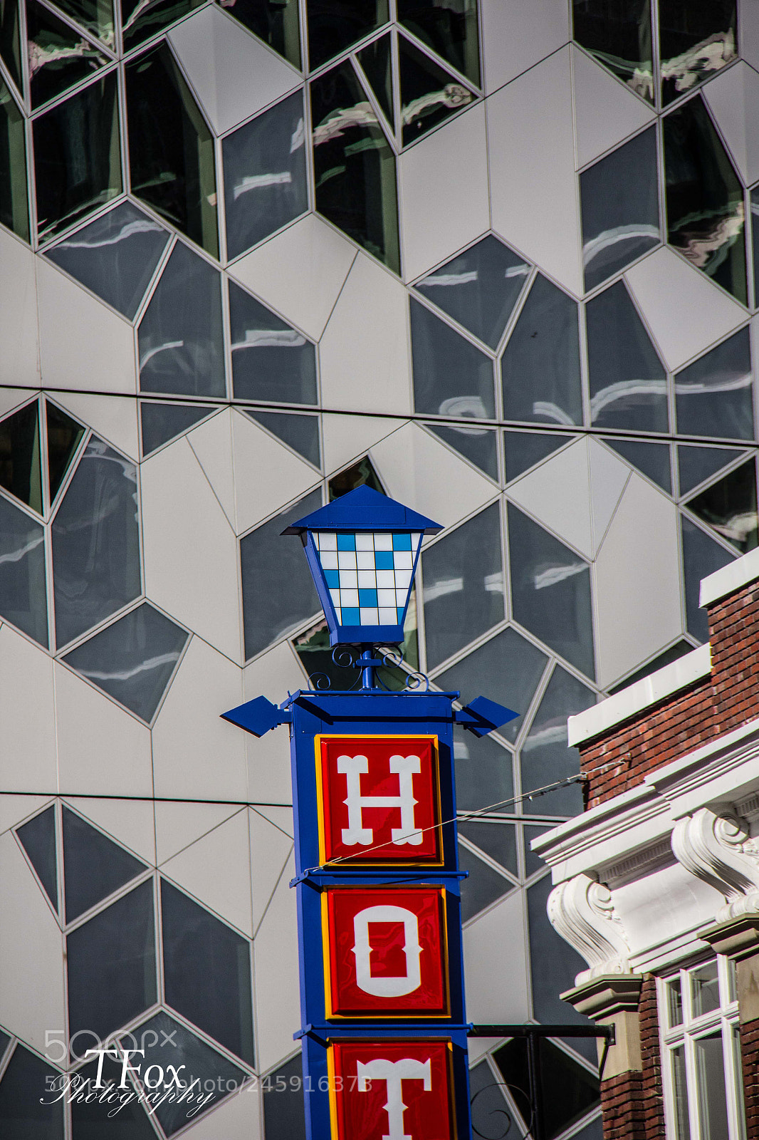Canon EOS 60D sample photo. Downtown photography