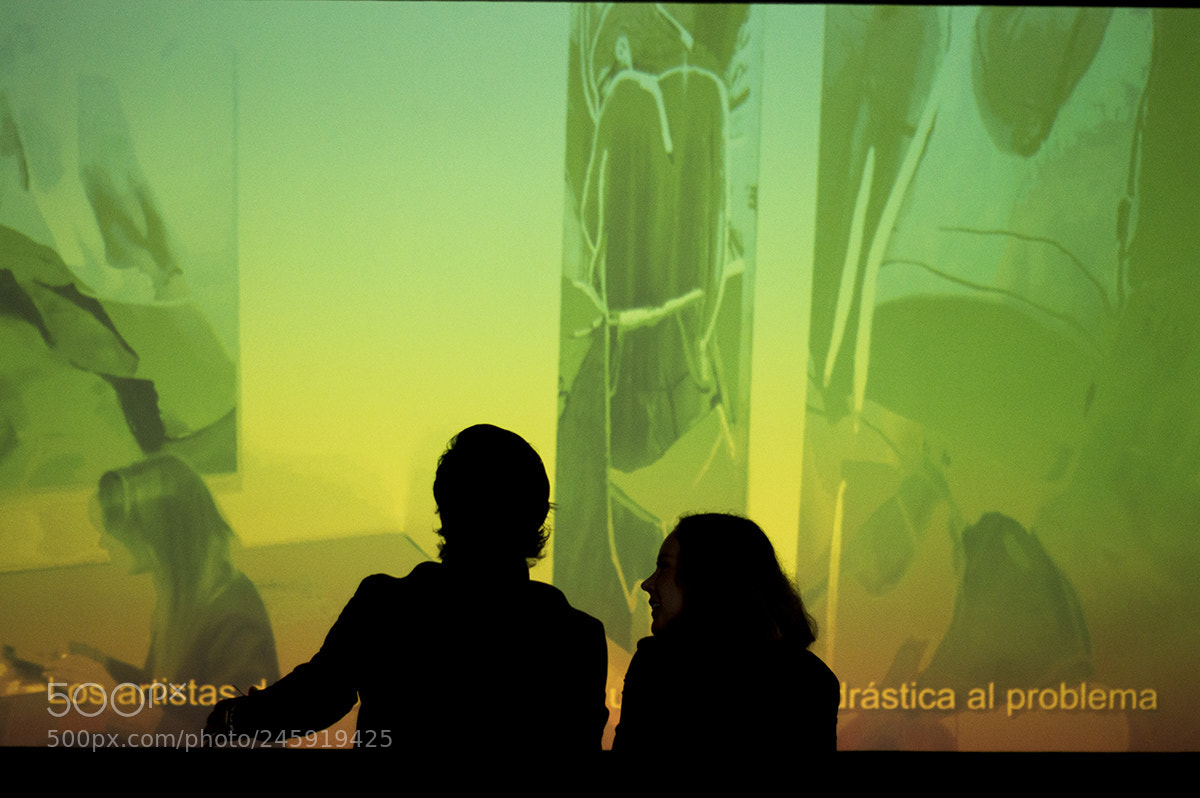 Nikon D3200 sample photo. Screen talk photography
